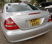 mercedes-benz-e230-small-4