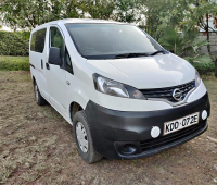 nissan-nv200-small-0