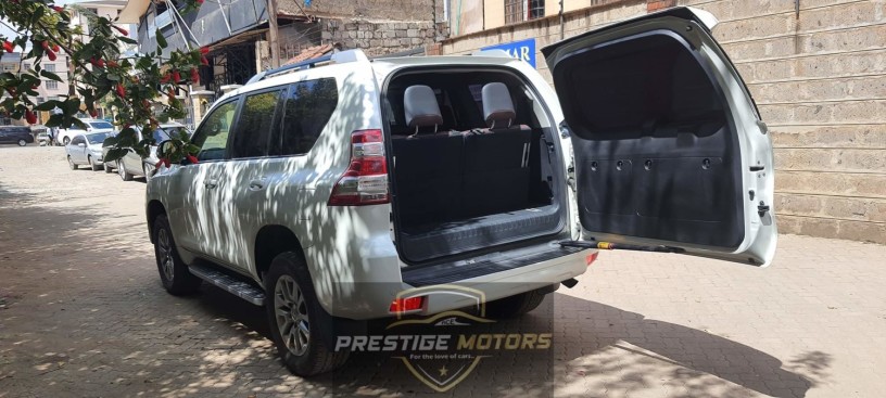 toyota-landcruiser-prado-tx-big-3