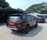 toyota-fortuner-small-0