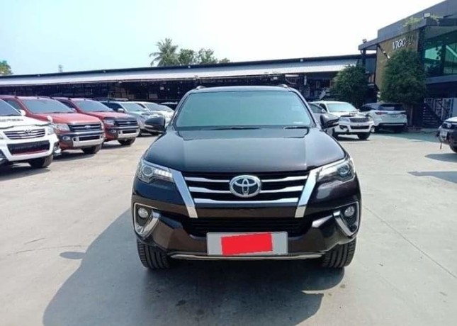 toyota-fortuner-big-4