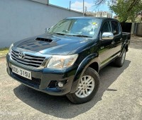 toyota-hilux-small-9