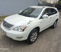 toyota-harrier-small-9