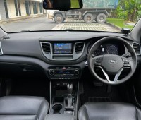 hyundai-tl-tucson-small-5