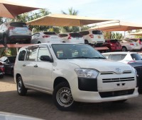 toyota-probox-small-0