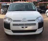 toyota-probox-small-3