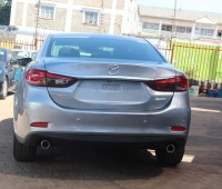 mazda-cx6-small-1