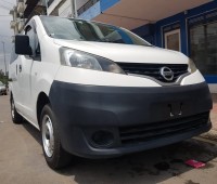 nissan-nv-200-small-0