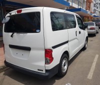 nissan-nv-200-small-2