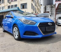 hyundai-i40-small-4