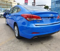 hyundai-i40-small-1