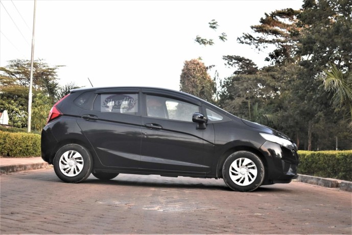 honda-fit-big-3