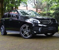 mercedes-benz-amg-gle-43-small-2