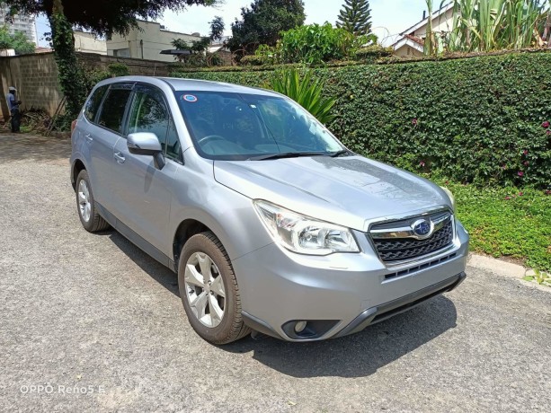 subaru-forester-sj5-big-2