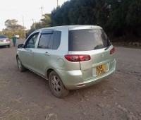 mazda-demio-small-3