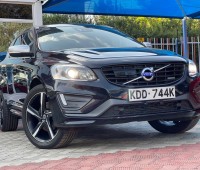 volvo-x-60-small-0