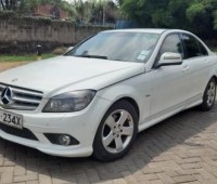 mercedes-benz-c200-small-1