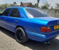 mercedes-benz-e260-small-2