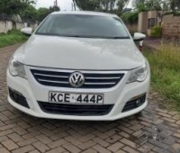 volkswagen-passat-small-0