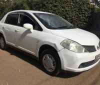 nissan-tiida-small-0