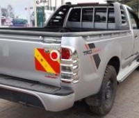 toyota-hilux-small-2