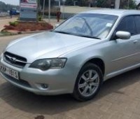 subaru-legacy-small-0