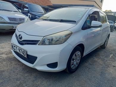 toyota-vitz-big-3