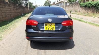 volkswagen-jetta-big-2