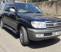 toyota-landcruiser-small-2