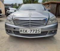 mercedes-benz-c200-small-0