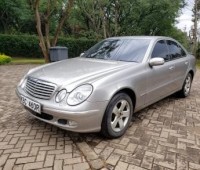 mercedes-benz-e200-small-3