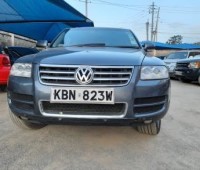 volkswagen-touareg-small-0