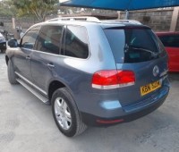 volkswagen-touareg-small-5