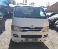 toyota-hiace-small-2