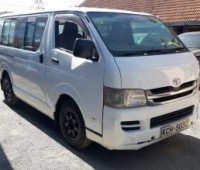 toyota-hiace-small-0