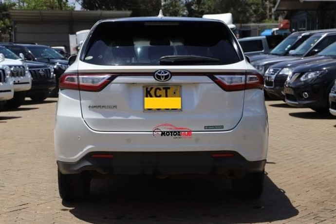 toyota-harrier-new-shape-big-2