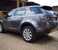 land-rover-discovery-sport-small-3