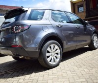land-rover-discovery-sport-small-5
