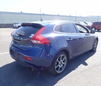 volvo-v40-small-2