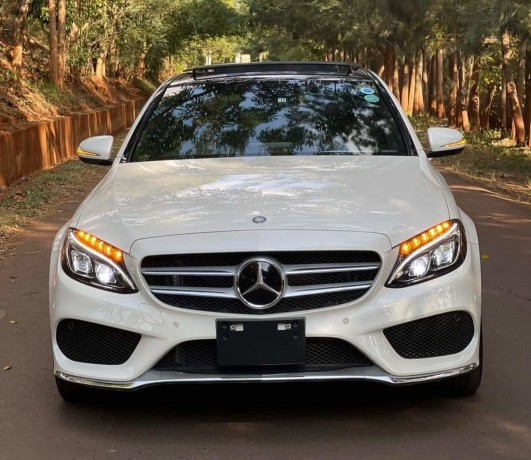 mercedes-benz-c250-big-1