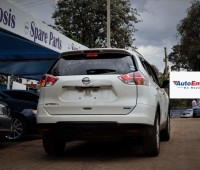 nissan-xtrail-small-2