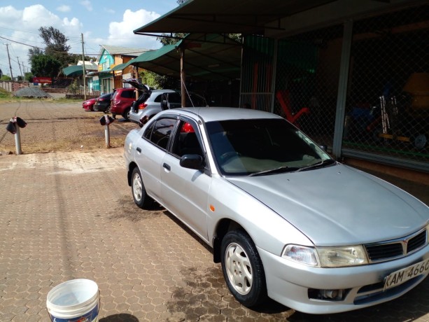 mitsubishi-lancer-big-8