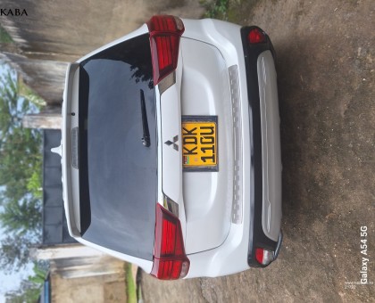 7 Seater 2015 Mitsubishi Outlander for sale located in Kakamega town