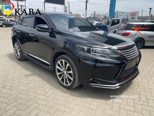 toyota-harrier-big-2