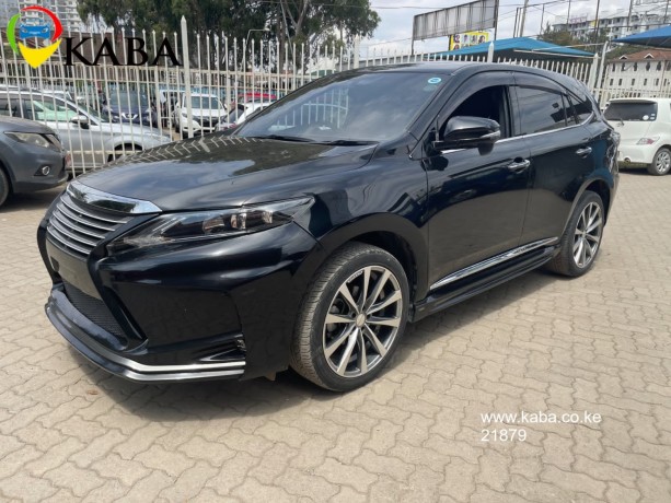 toyota-harrier-big-1