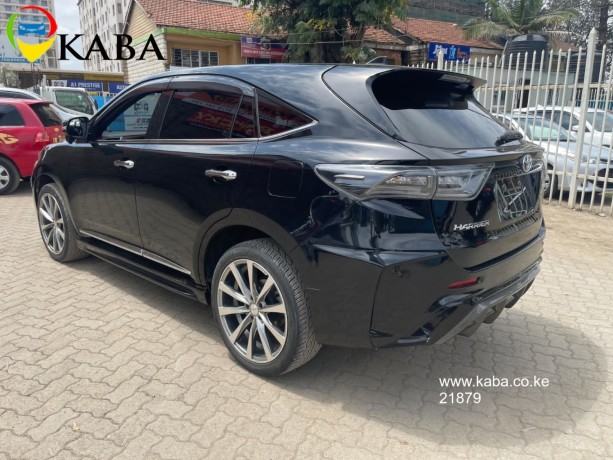 toyota-harrier-big-4