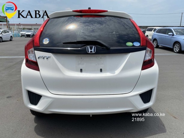 2016-honda-fit-big-2