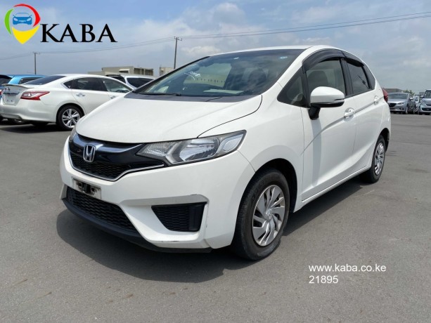 2016-honda-fit-big-1