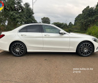 2017-mercedes-c250-amg-sunroof-35k-mileage-small-8