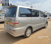 toyota-alphard-small-3